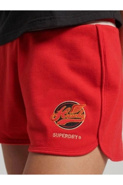 SUPERDRY Lühikesed püksid, värv: punane