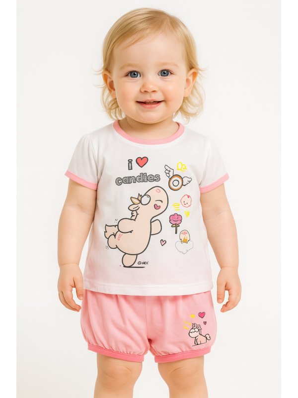 T-shirt with shorts